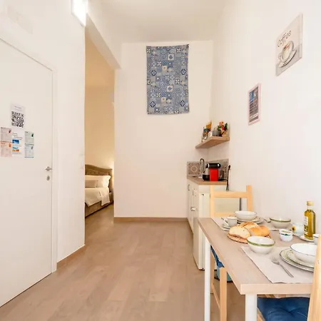 Vecchia 3* Bari